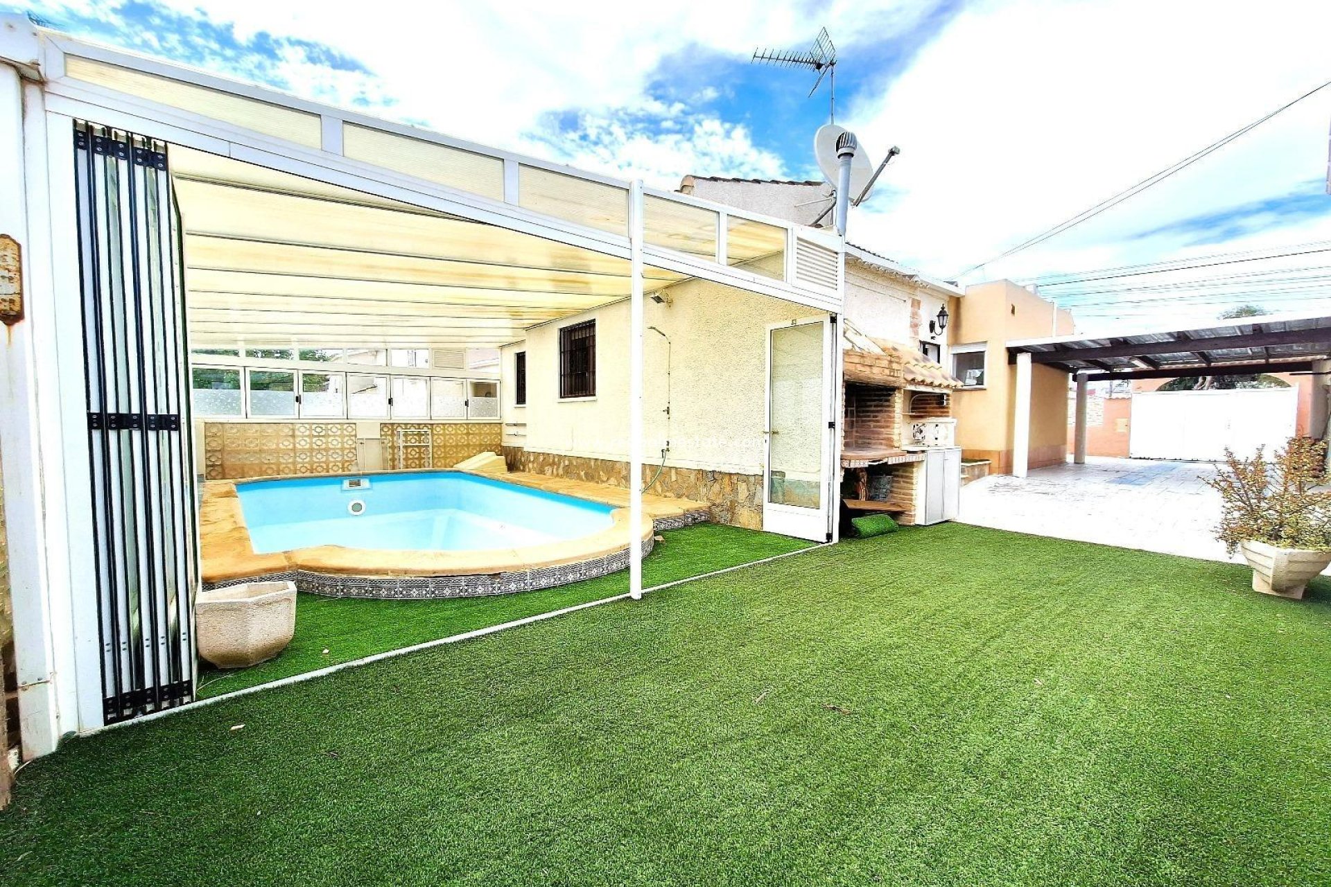 Reventa - Bungalow -
Torrevieja - San Luis