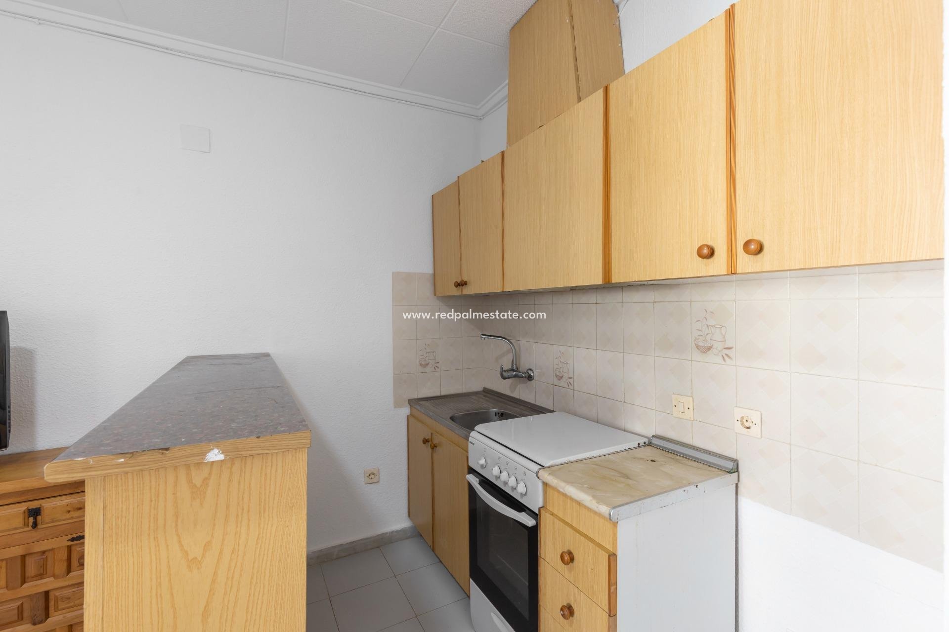 Reventa - Bungalow -
Torrevieja - San Luis