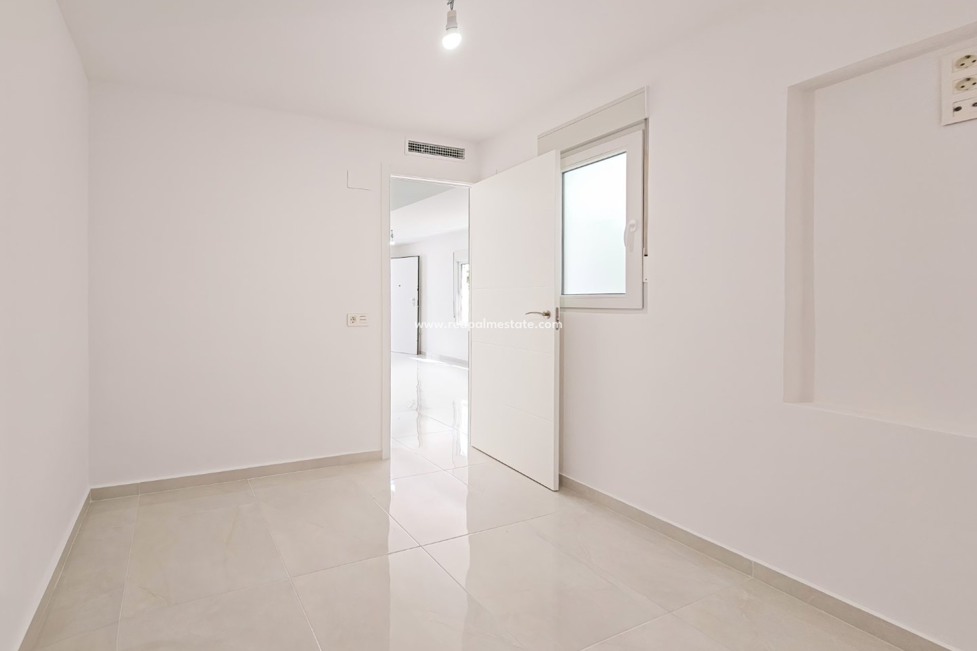 Reventa - Bungalow -
Torrevieja - Torreta