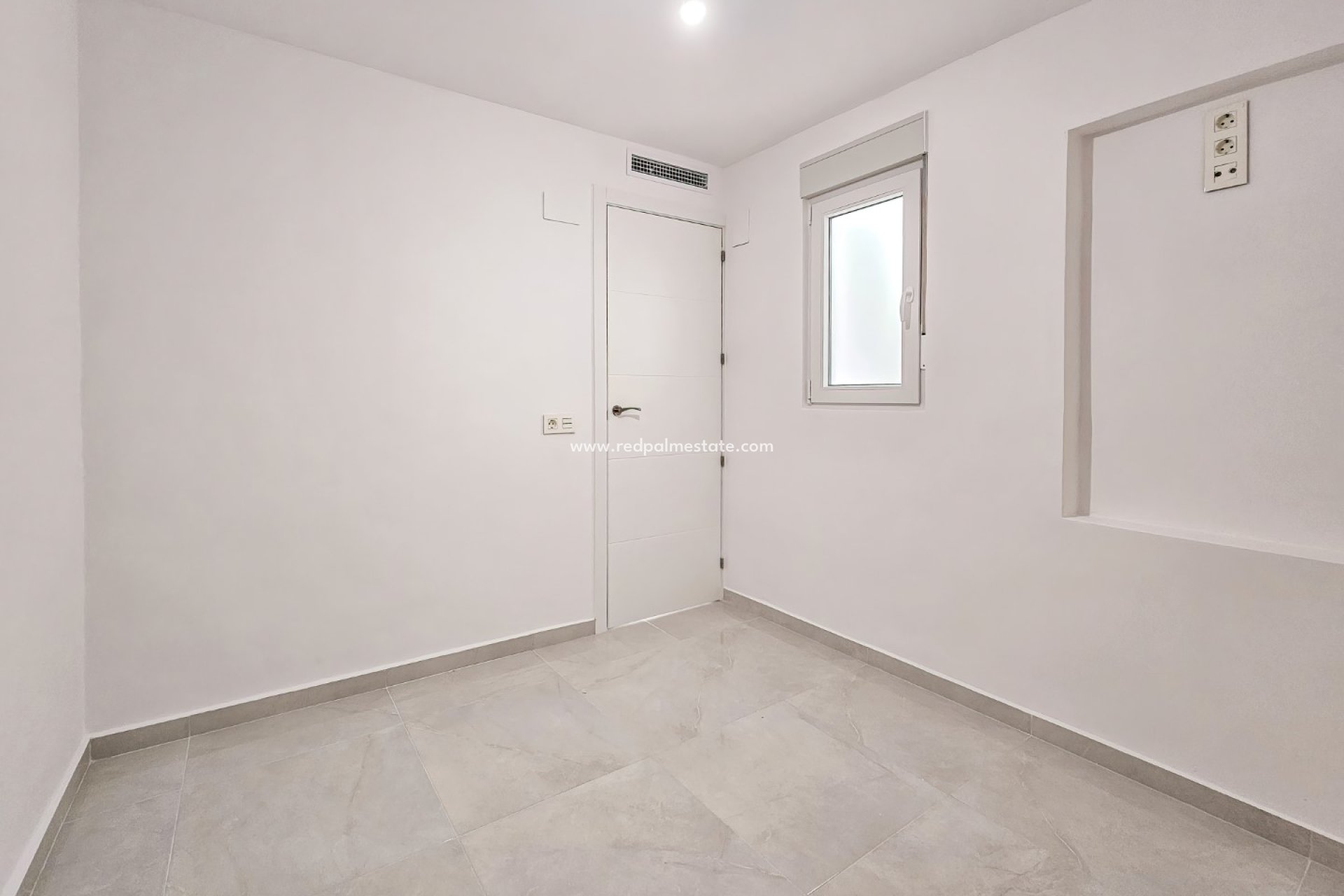 Reventa - Bungalow -
Torrevieja - Torreta