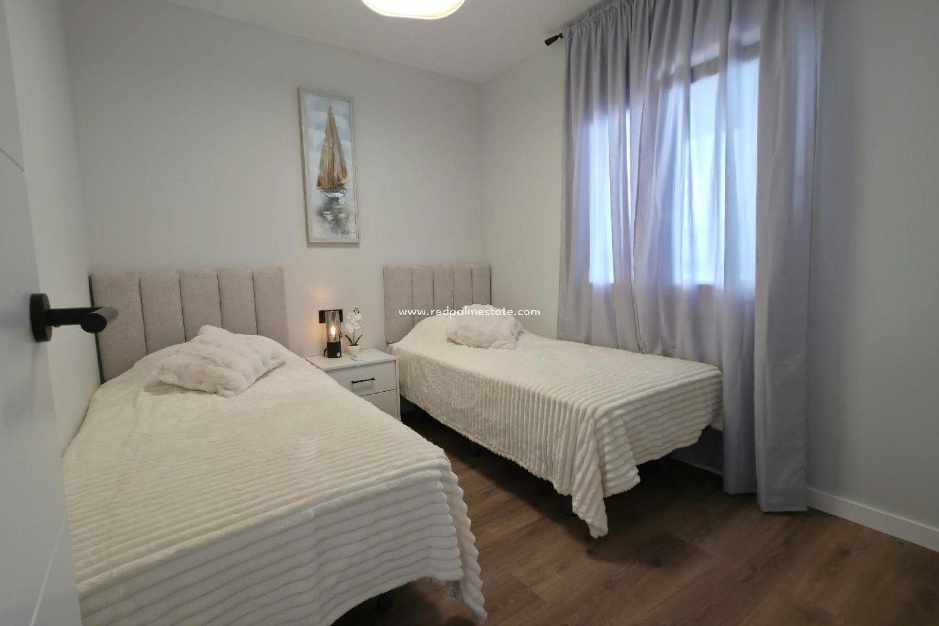Reventa - Bungalow -
Torrevieja - Zona Los Frutales