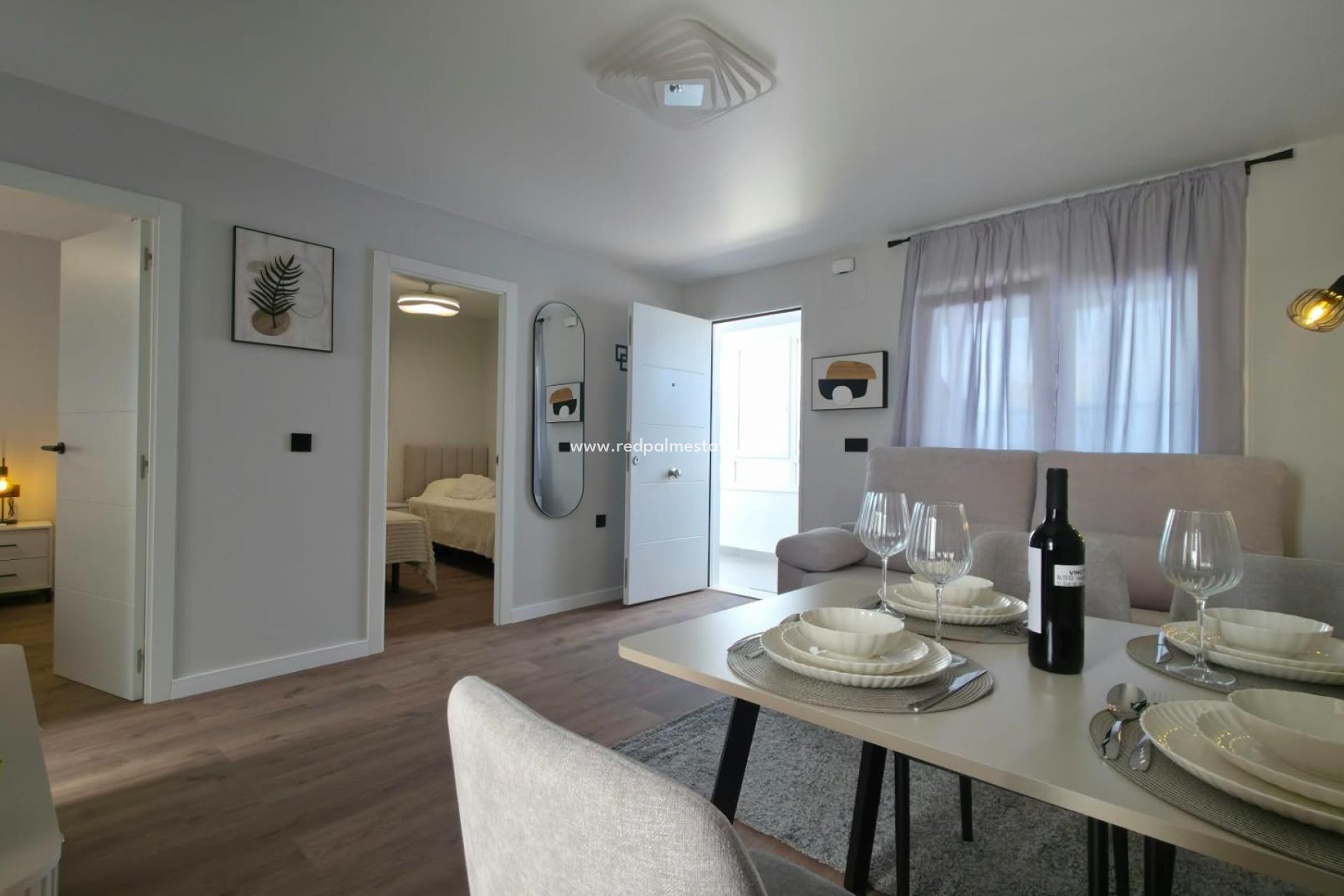 Reventa - Bungalow -
Torrevieja - Zona Los Frutales