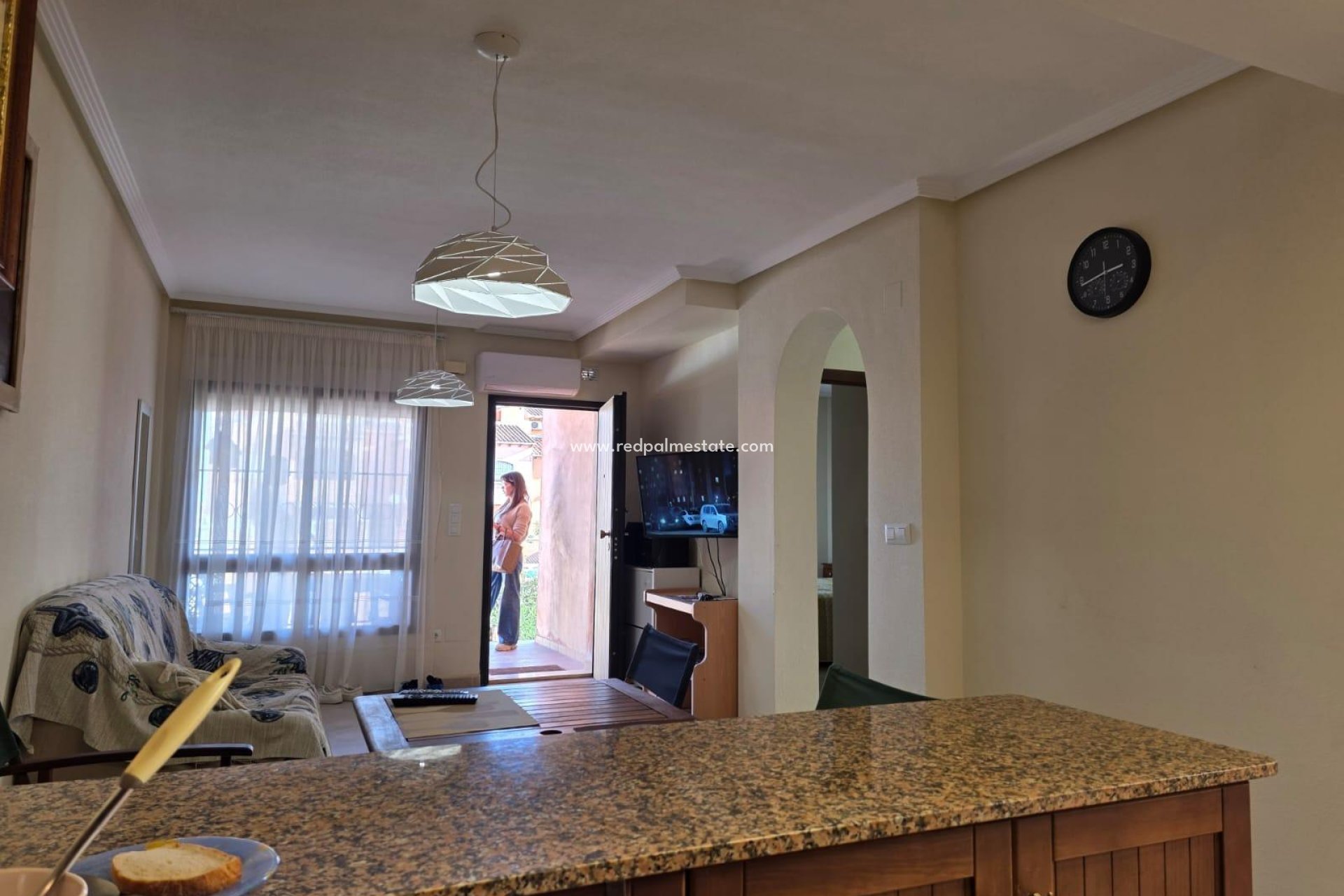 Reventa - Bungalow -
Torrevieja - Zona Los Frutales