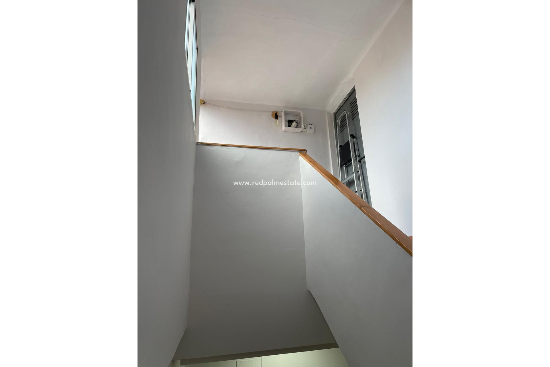 Reventa - Casa Adosada -
Albatera