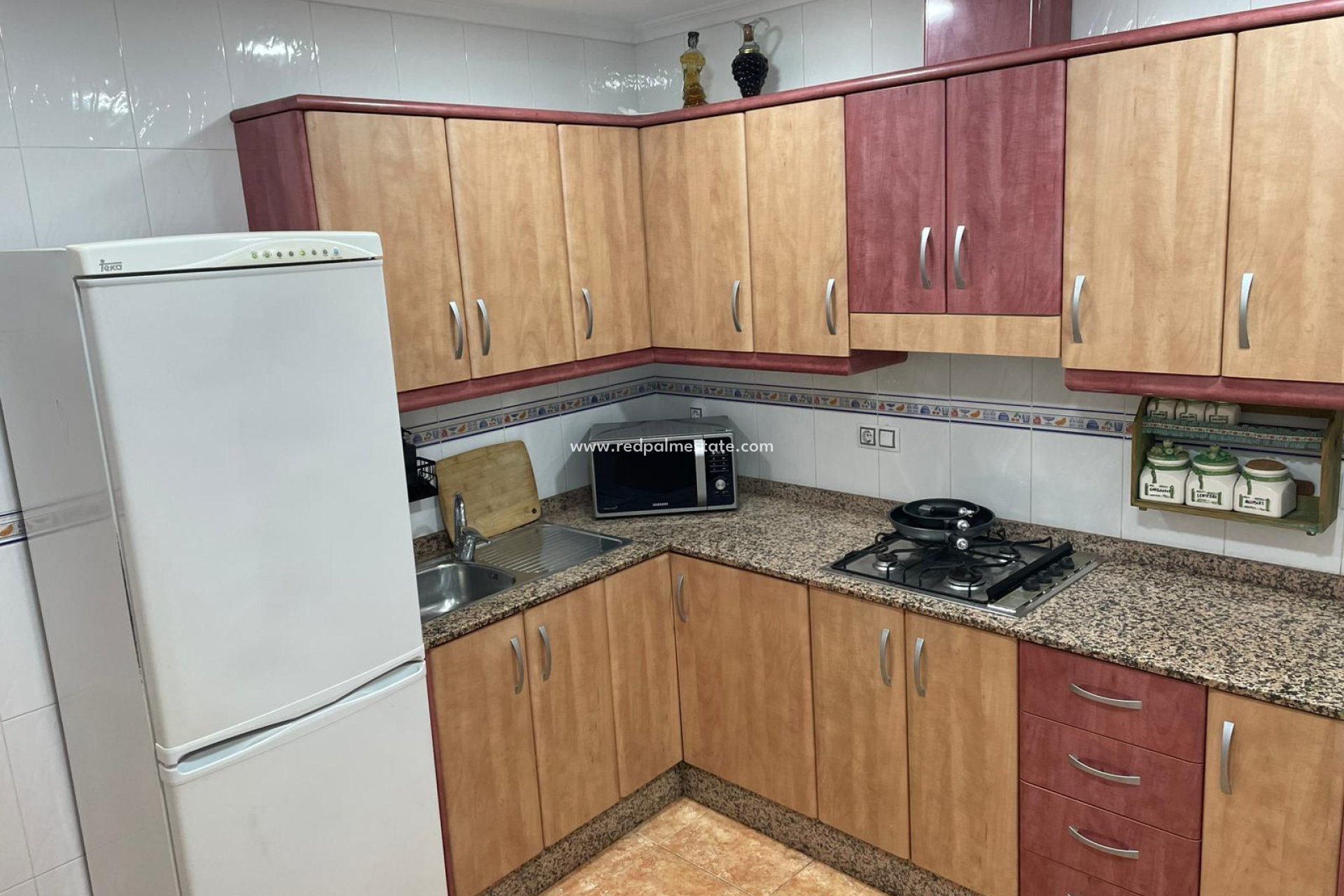 Reventa - Casa Adosada -
Albatera