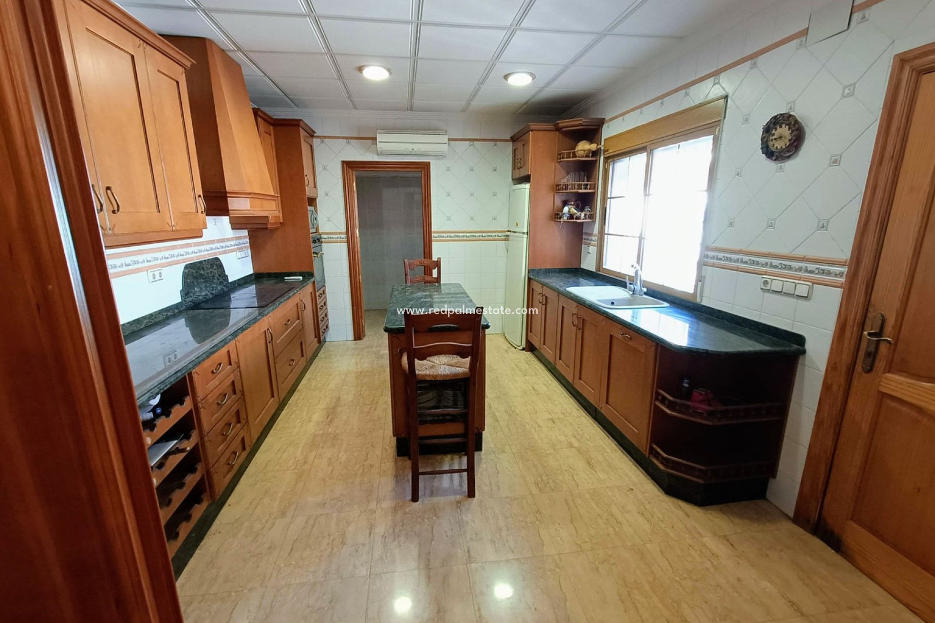 Reventa - Casa Adosada -
Algueña - Inland