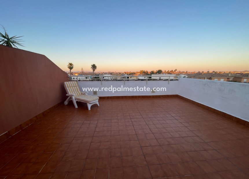 Reventa - Casa Adosada -
Almoradí - Inland