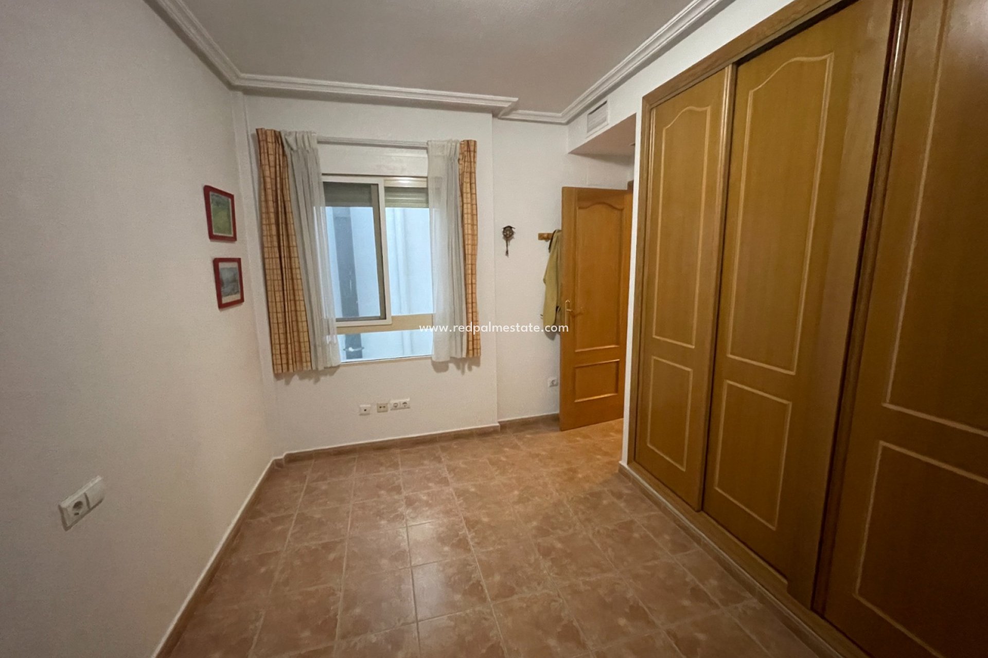 Reventa - Casa Adosada -
Almoradí - Inland