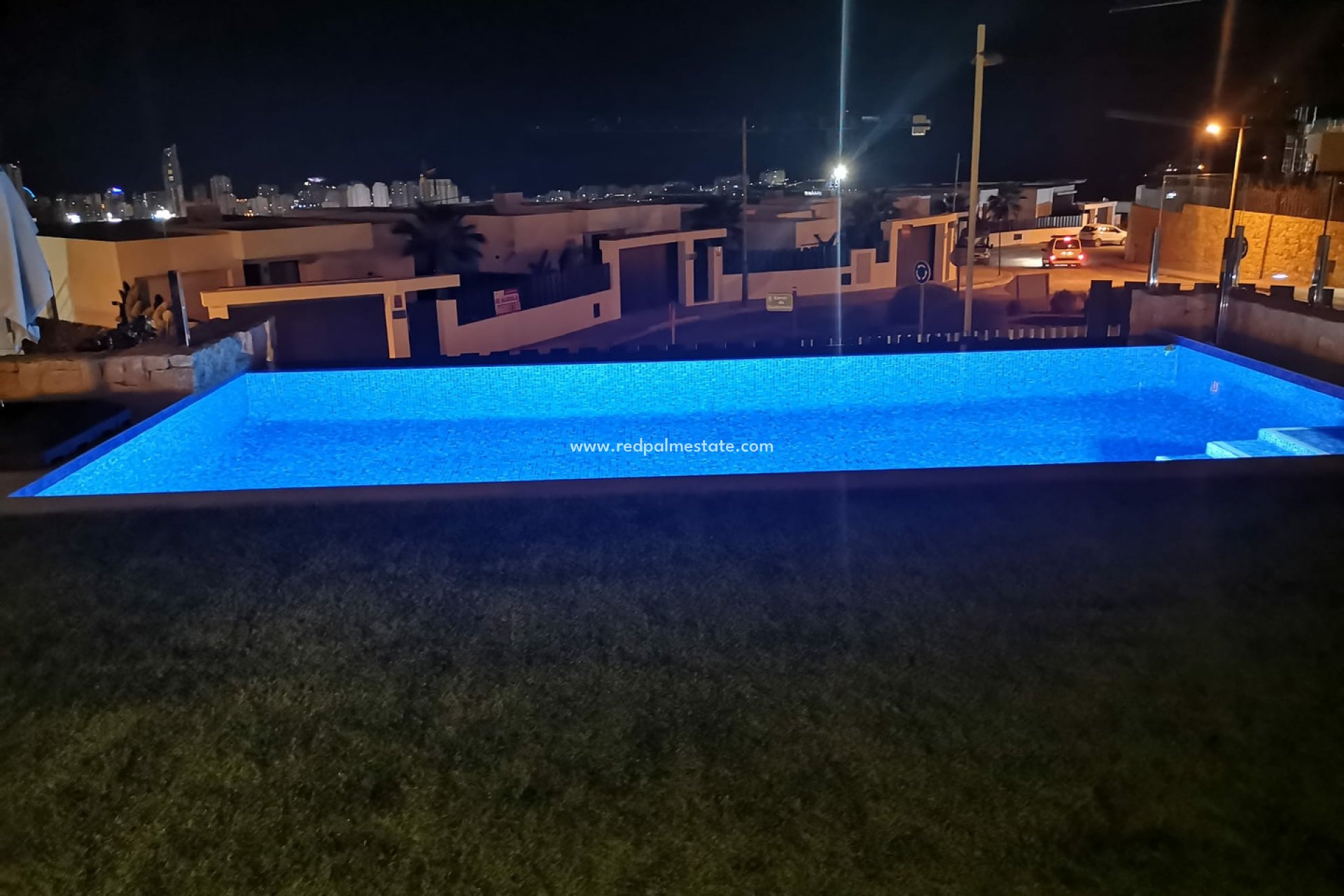 Reventa - Casa Adosada -
Benidorm - Costa Blanca