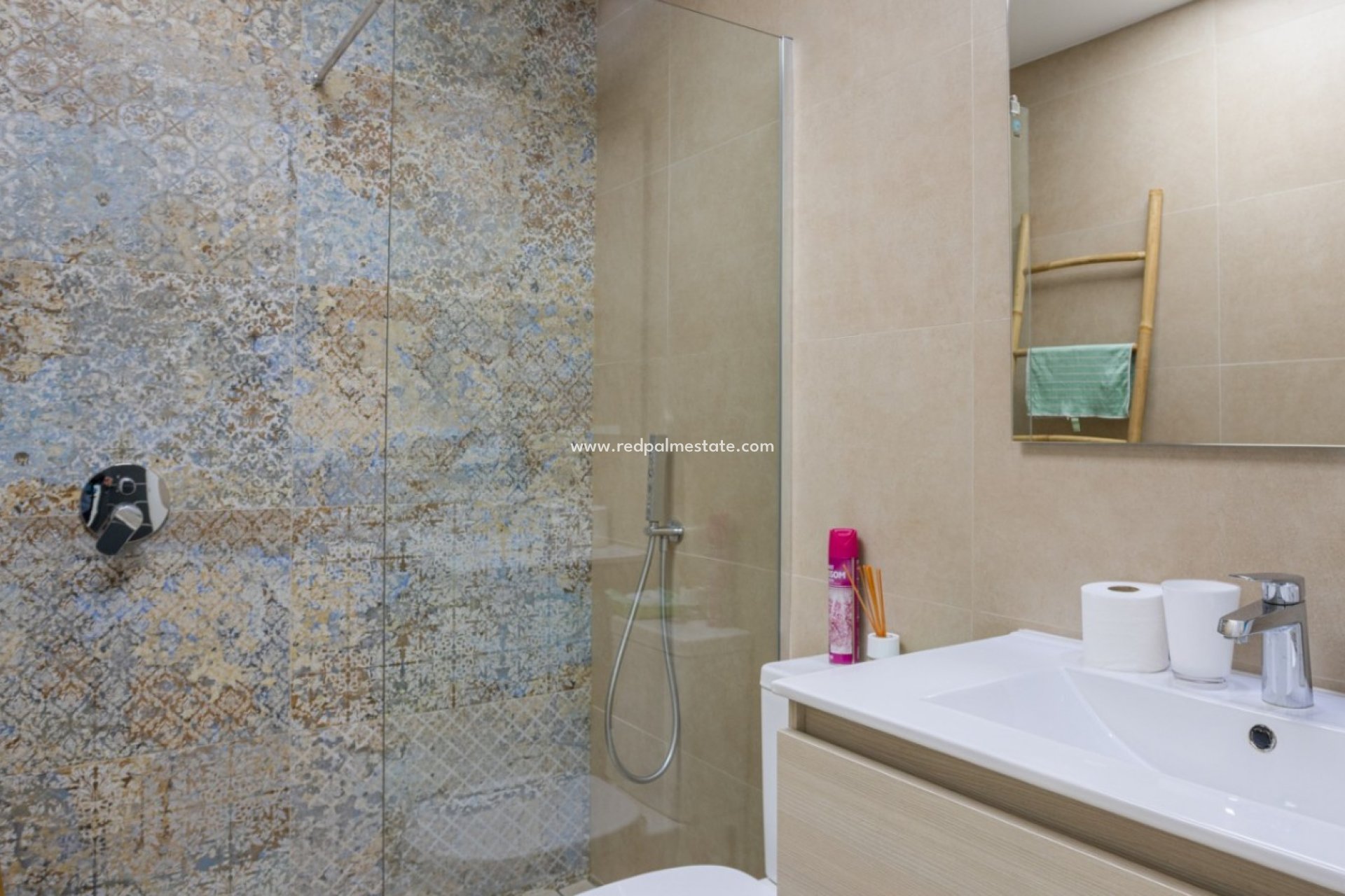 Reventa - Casa Adosada -
Benijofar