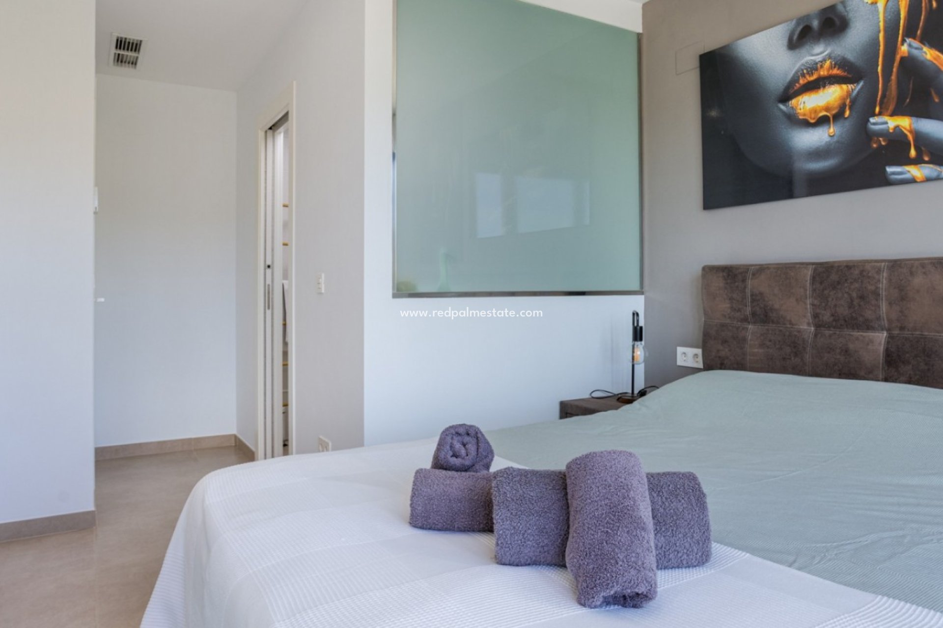 Reventa - Casa Adosada -
Benijofar