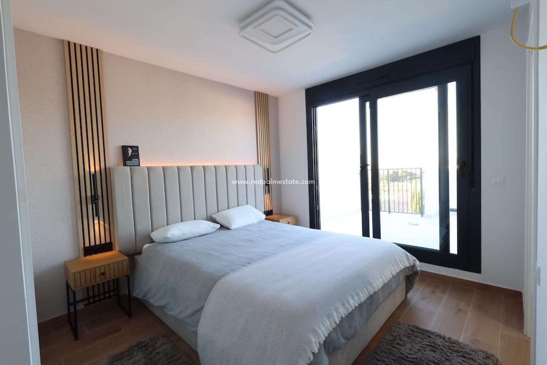 Reventa - Casa Adosada -
Busot - Urbanizacion valle dorado