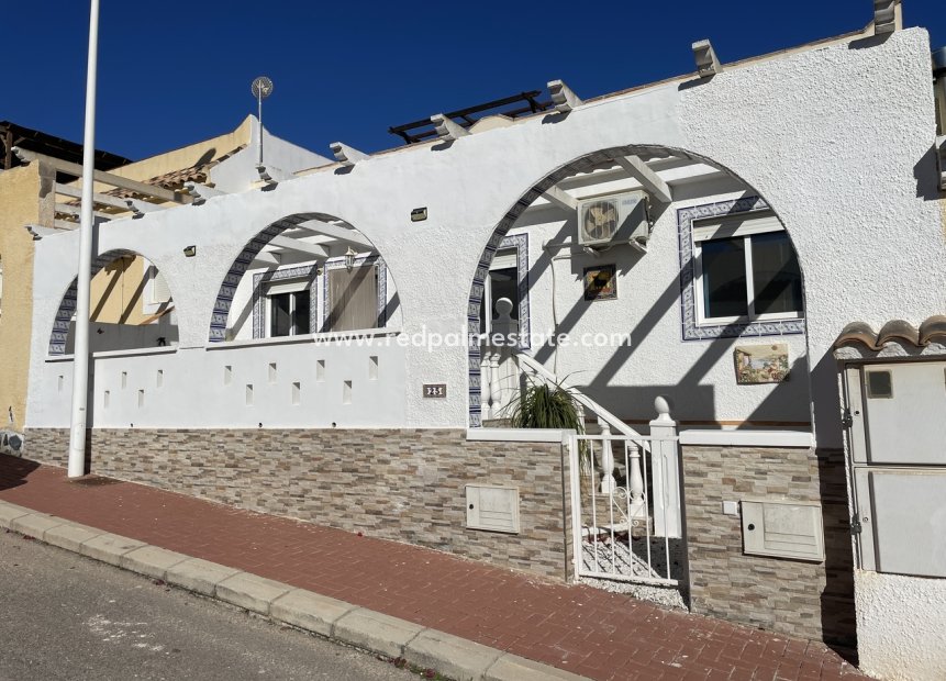 Reventa - Casa Adosada -
Camposol - Inland