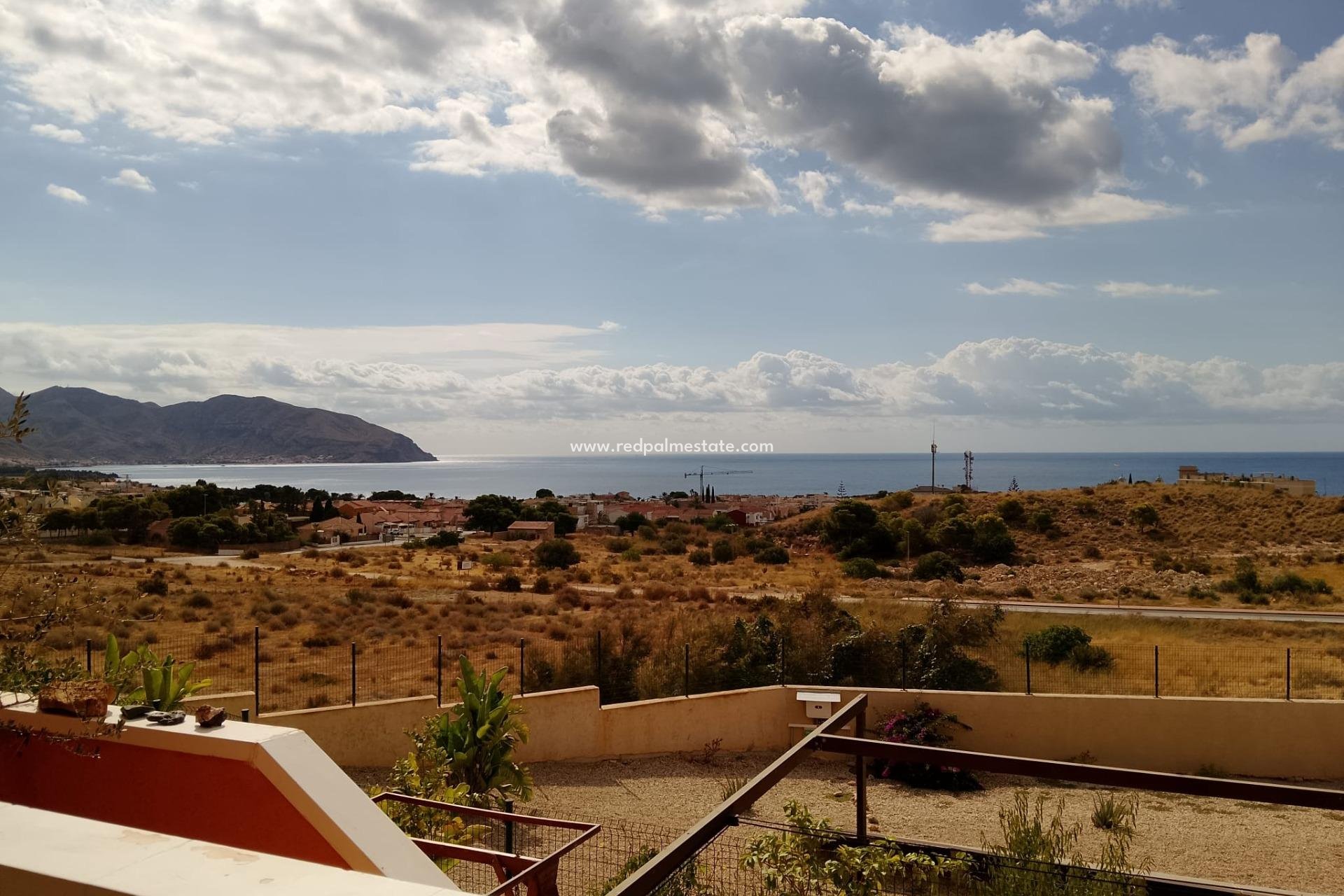 Reventa - Casa Adosada -
Cartagena - Isla Plana