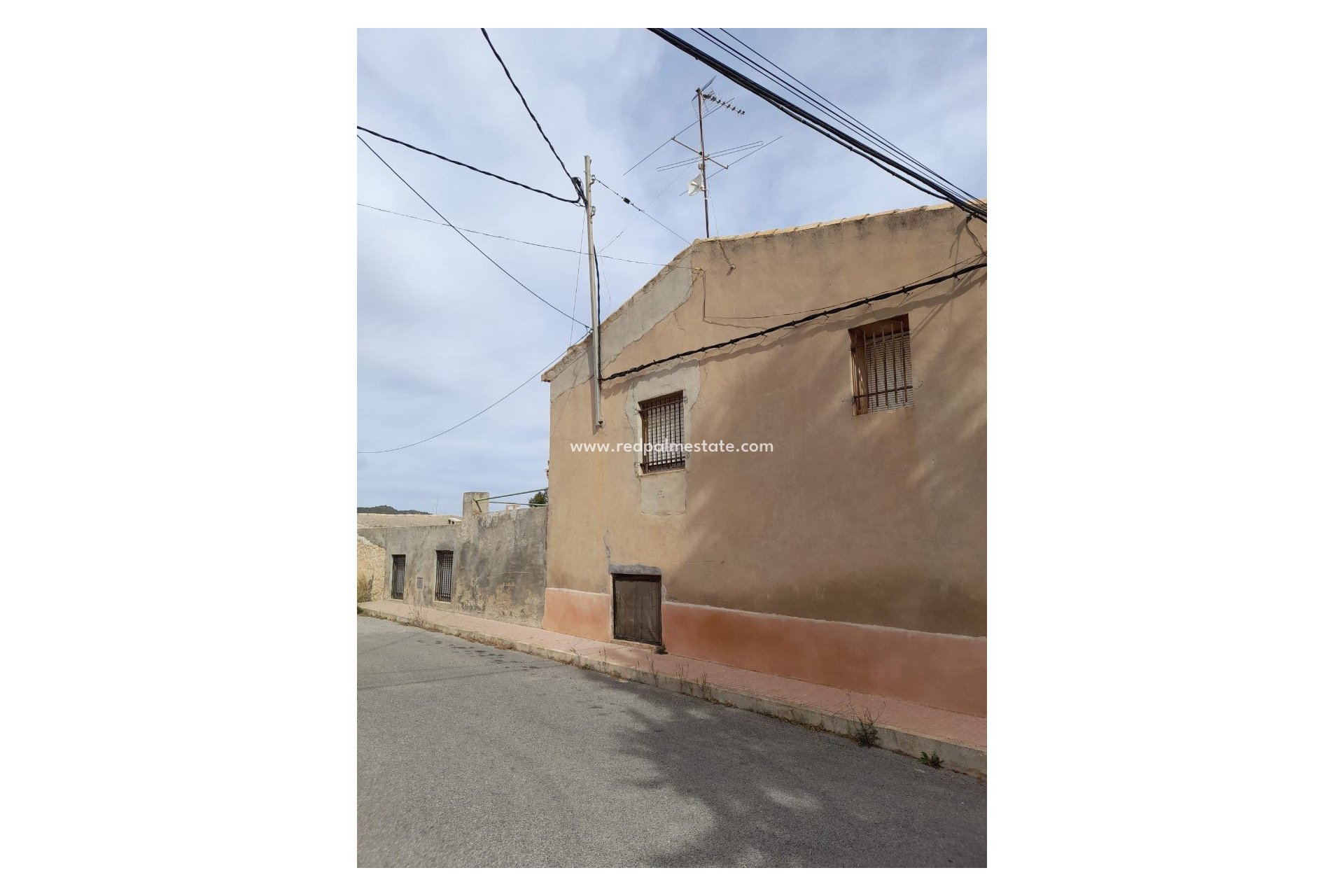 Reventa - Casa Adosada -
Casas del Senor - Inland