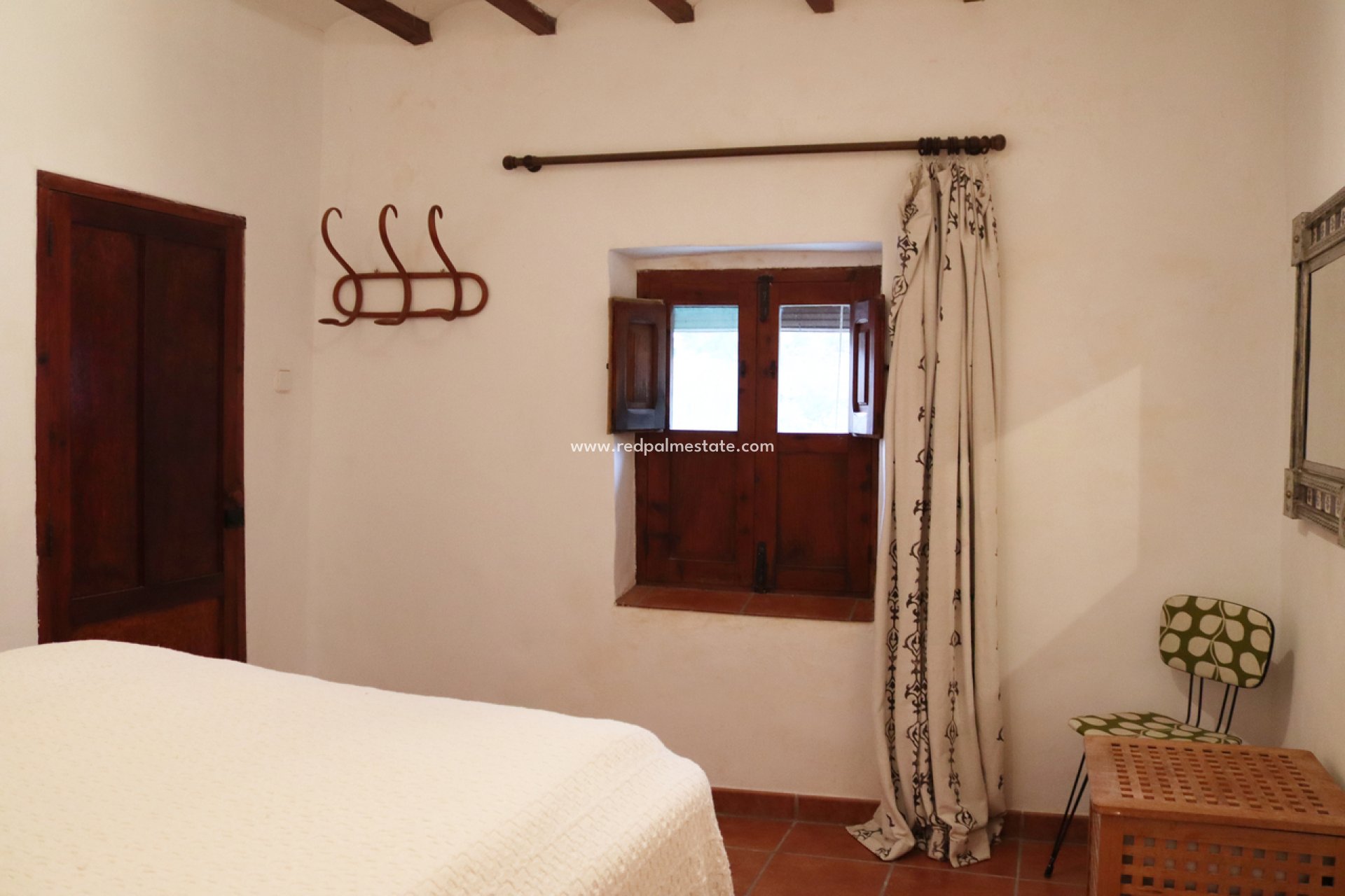 Reventa - Casa Adosada -
Castell de Castells - Inland