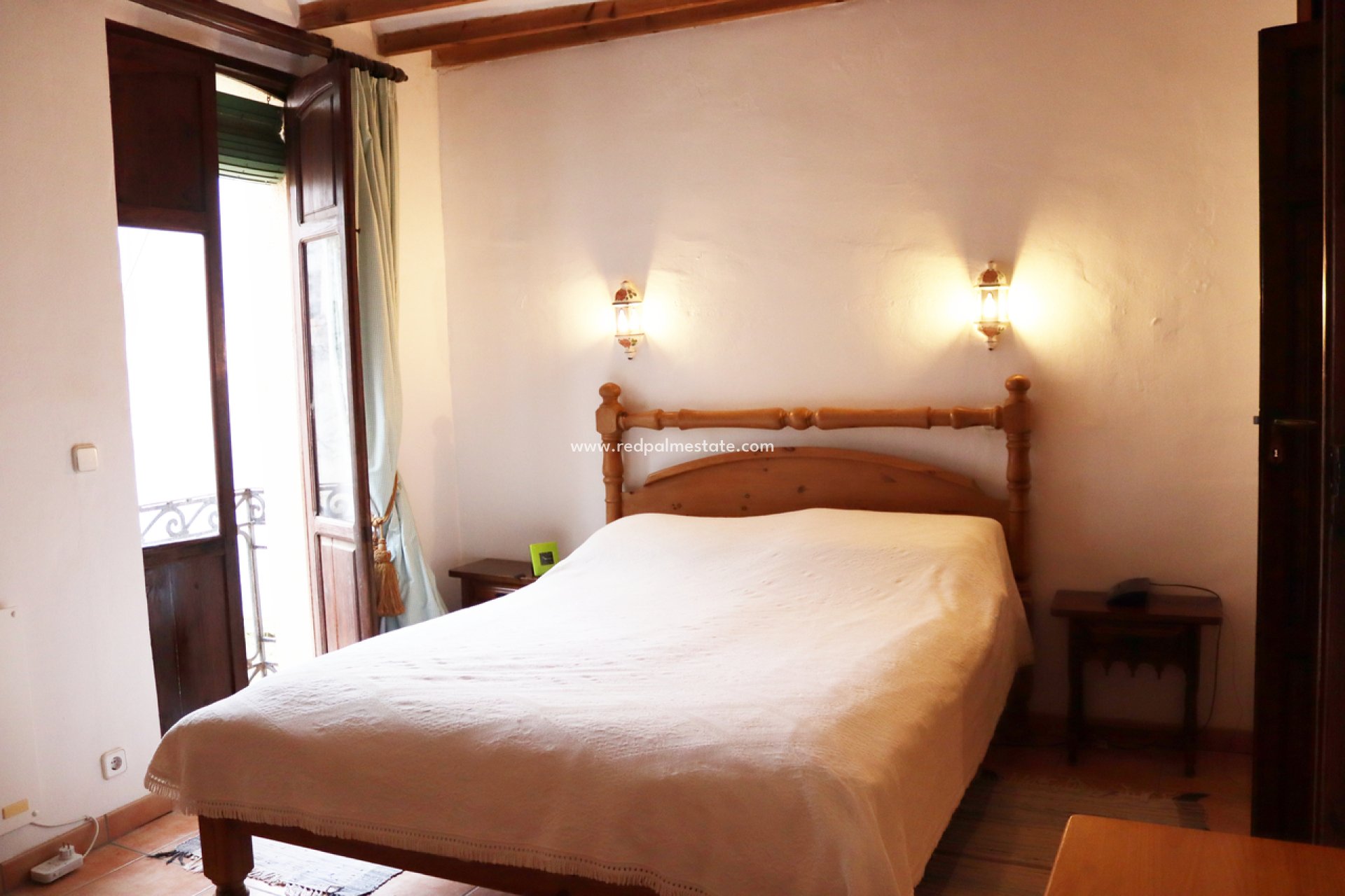 Reventa - Casa Adosada -
Castell de Castells - Inland