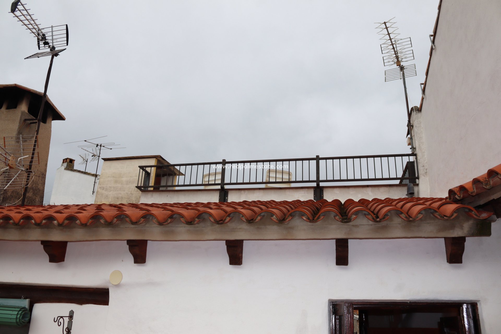 Reventa - Casa Adosada -
Castell de Castells - Inland