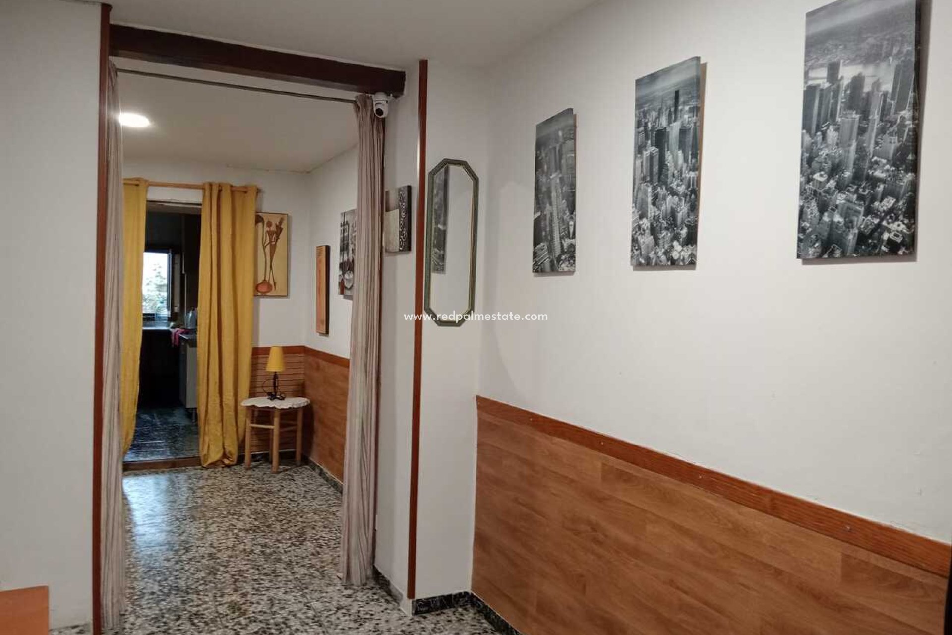 Reventa - Casa Adosada -
Castell de Castells - Inland