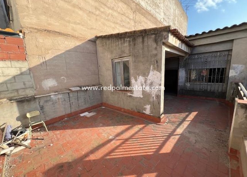 Reventa - Casa Adosada -
Catral