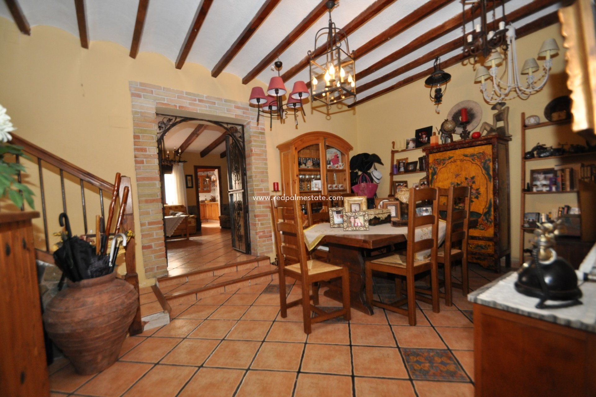 Reventa - Casa Adosada -
Chinorlet - Inland