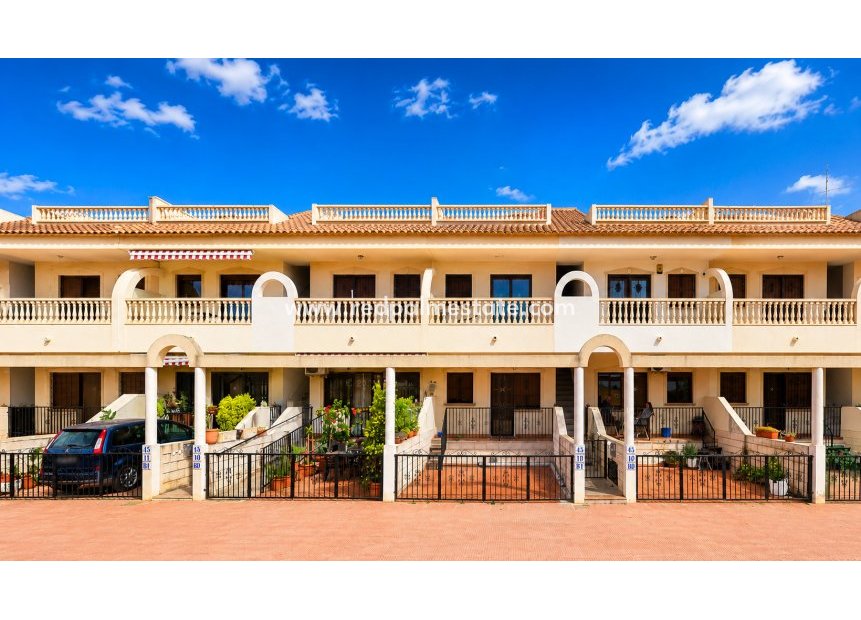 Reventa - Casa Adosada -
Daya Nueva - Costa Blanca