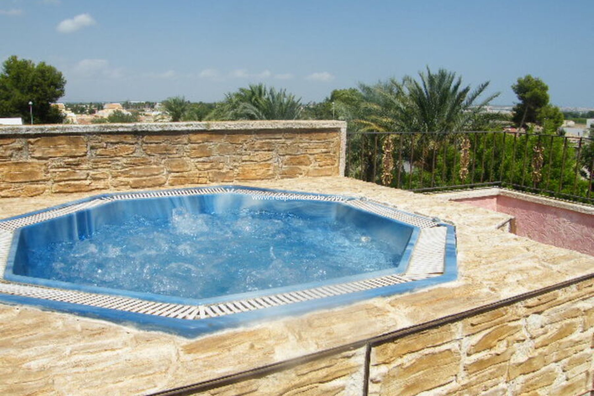 Reventa - Casa Adosada -
Daya Nueva - Costa Blanca