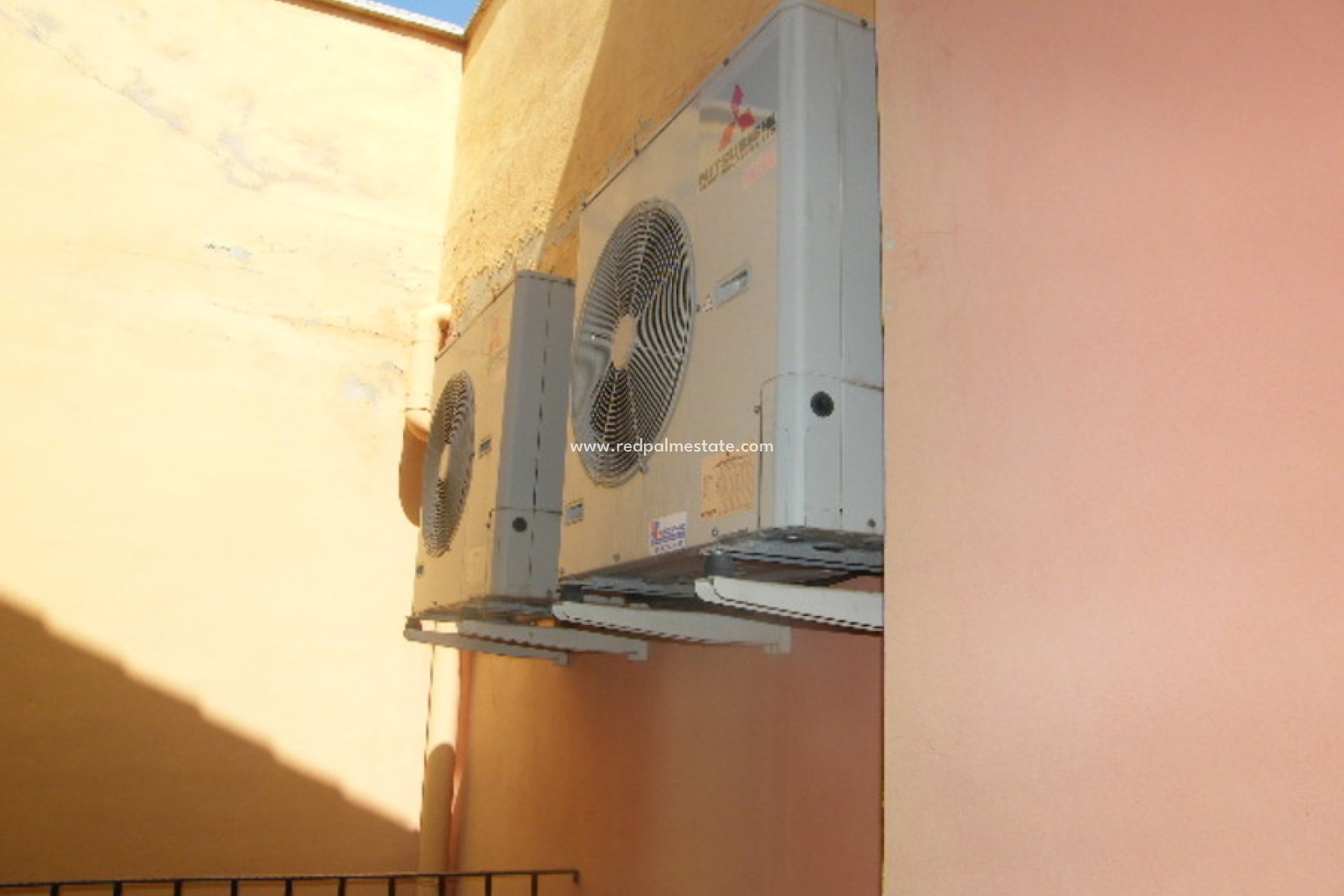 Reventa - Casa Adosada -
Daya Nueva - Costa Blanca