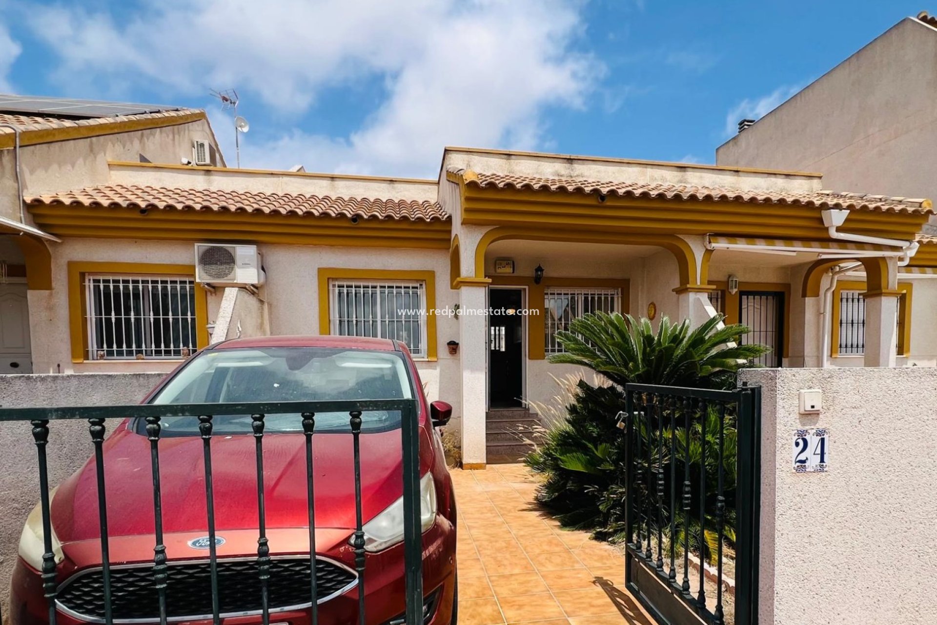 Reventa - Casa Adosada -
Daya Nueva - Costa Blanca