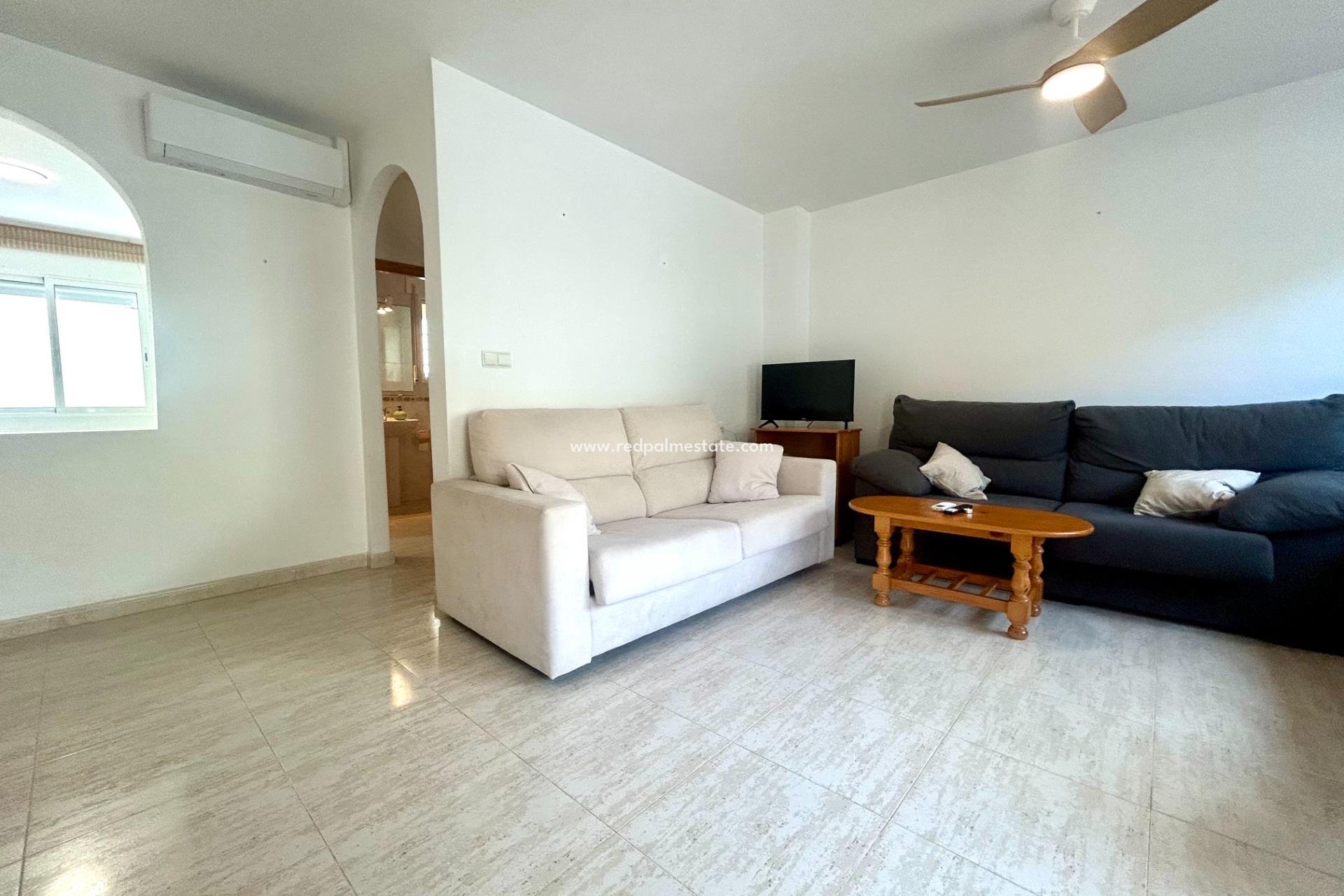 Reventa - Casa Adosada -
Dehesa de campoamor - Campoamor