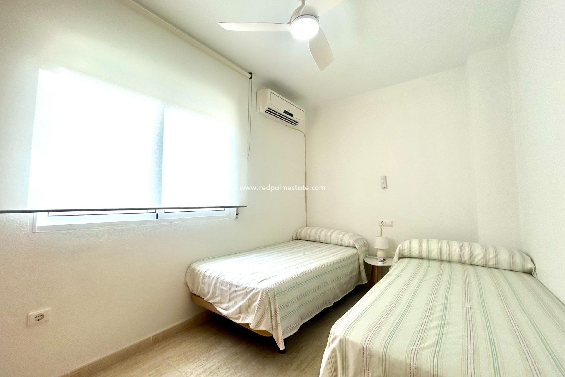 Reventa - Casa Adosada -
Dehesa de campoamor - Campoamor