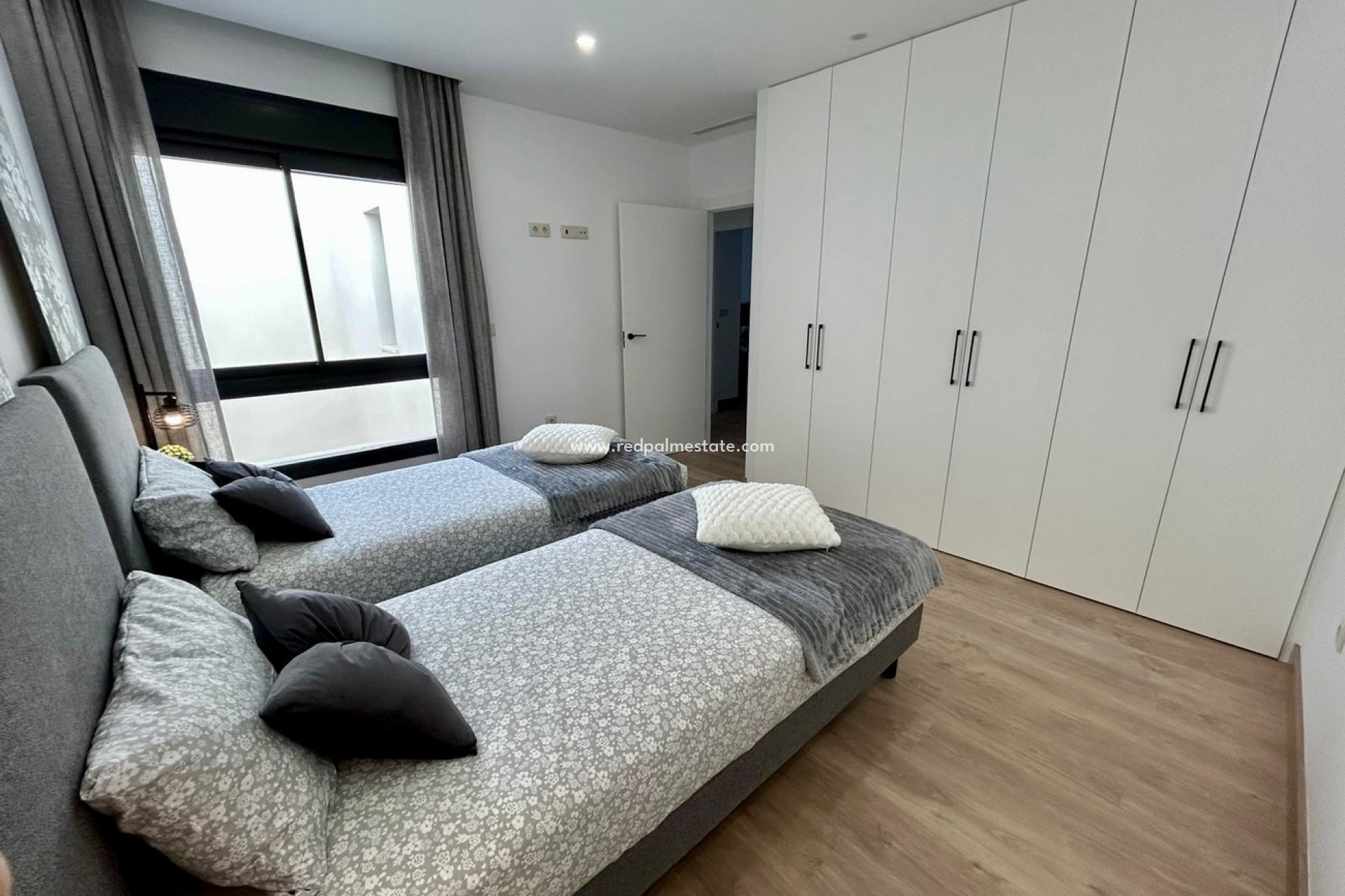 Reventa - Casa Adosada -
Dolores - Costa Blanca