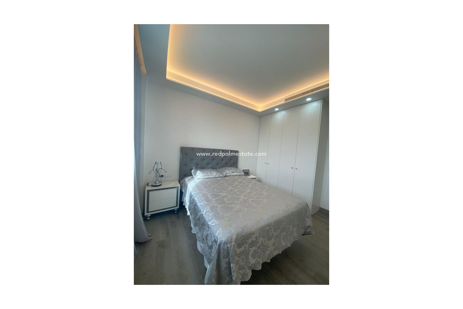 Reventa - Casa Adosada -
El Campello - Costa Blanca