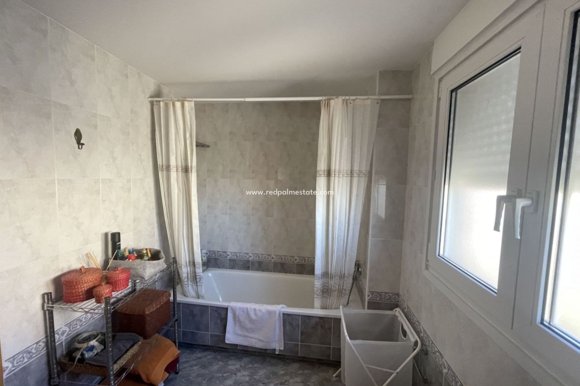 Reventa - Casa Adosada -
El Campello