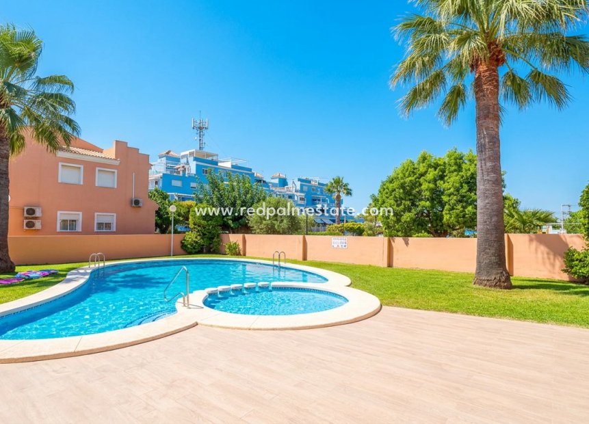 Reventa - Casa Adosada -
El Vergel - Costa Blanca
