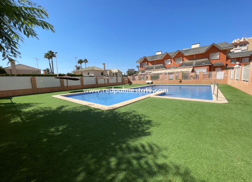 Reventa - Casa Adosada -
Elche - Costa Blanca