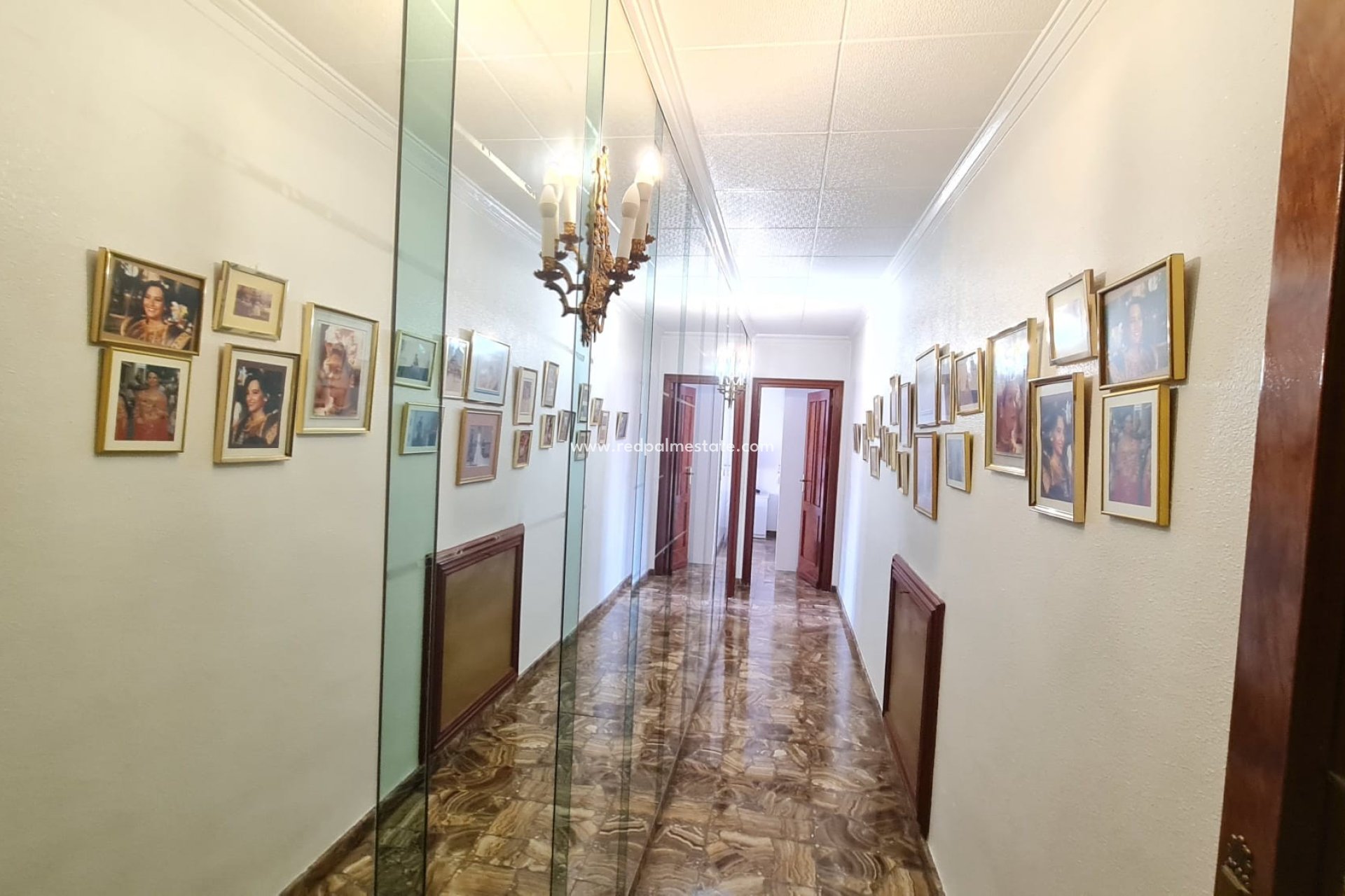 Reventa - Casa Adosada -
Elda - Inland