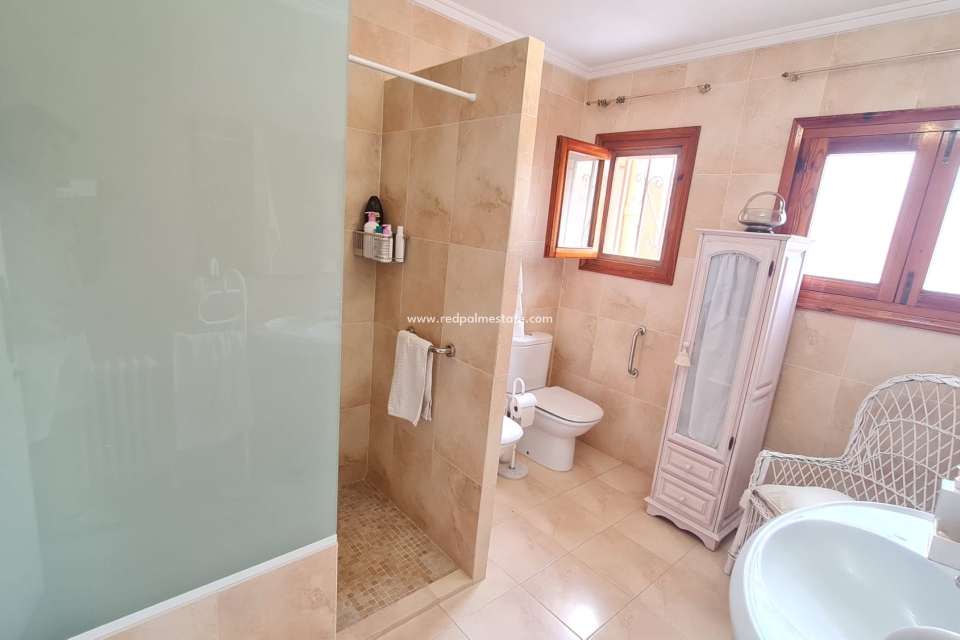 Reventa - Casa Adosada -
Elda - Inland