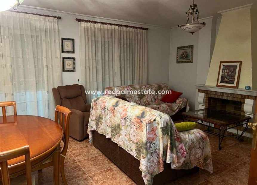 Reventa - Casa Adosada -
Formentera del Segura - Pueblo 5