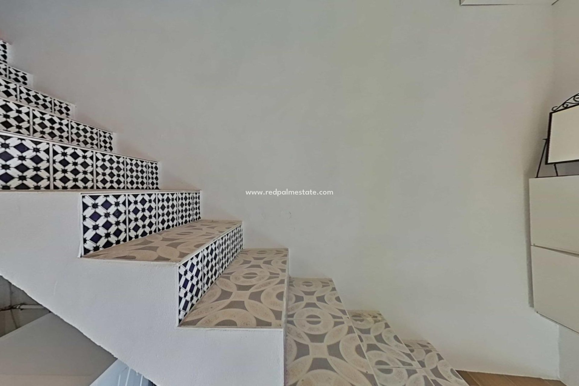 Reventa - Casa Adosada -
Formentera del Segura