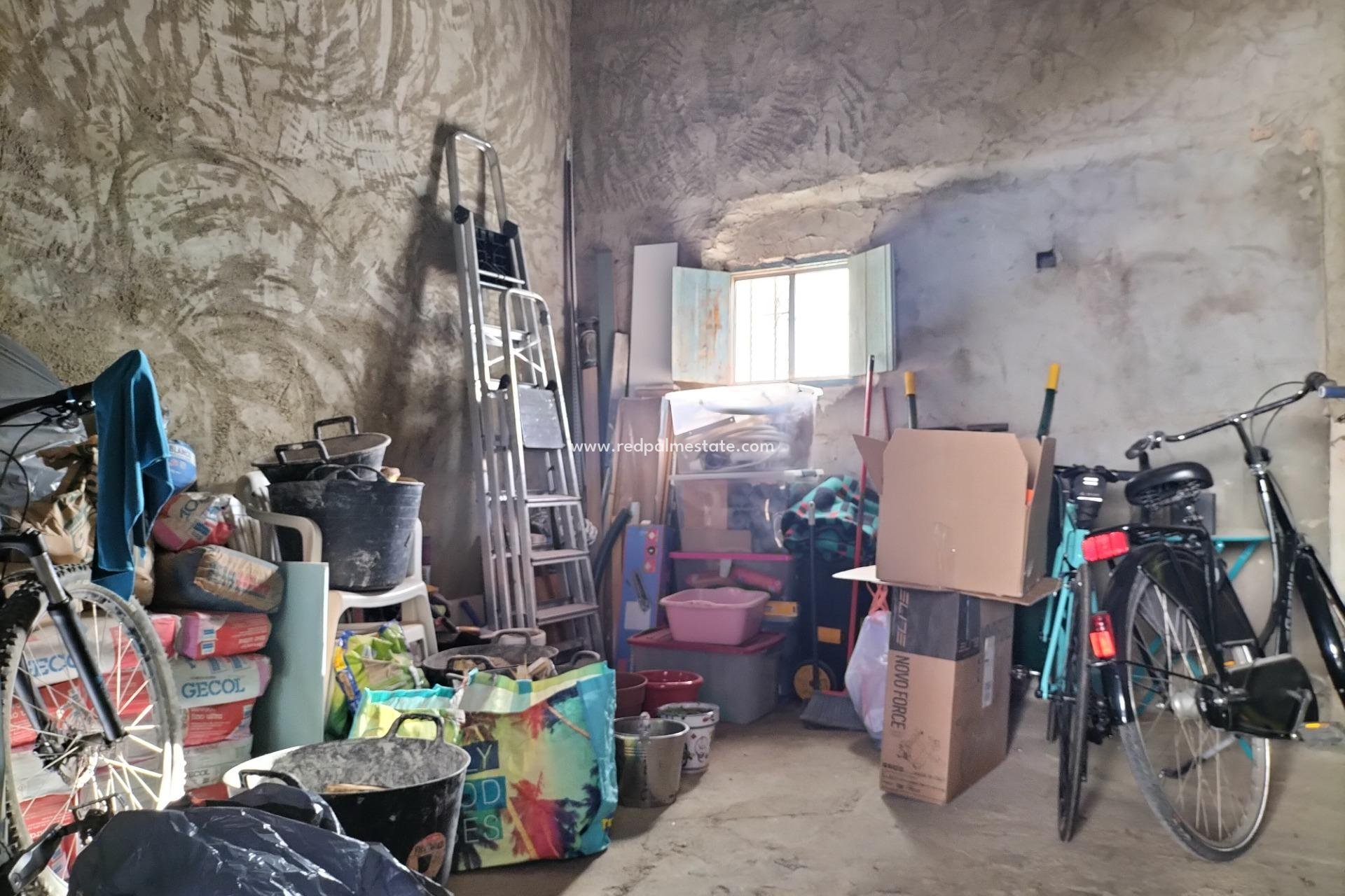 Reventa - Casa Adosada -
Formentera del Segura