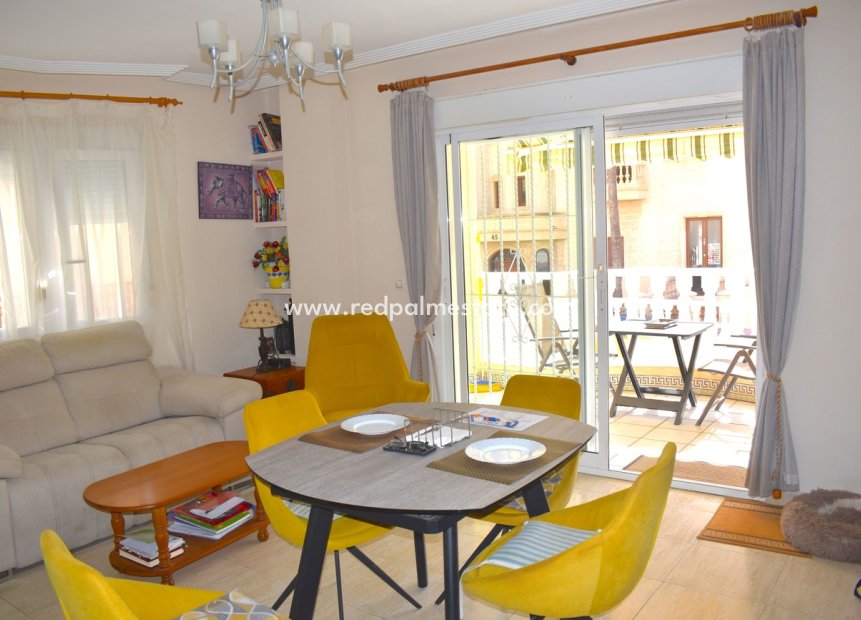 Reventa - Casa Adosada -
Guardamar del Segura - Guardamar