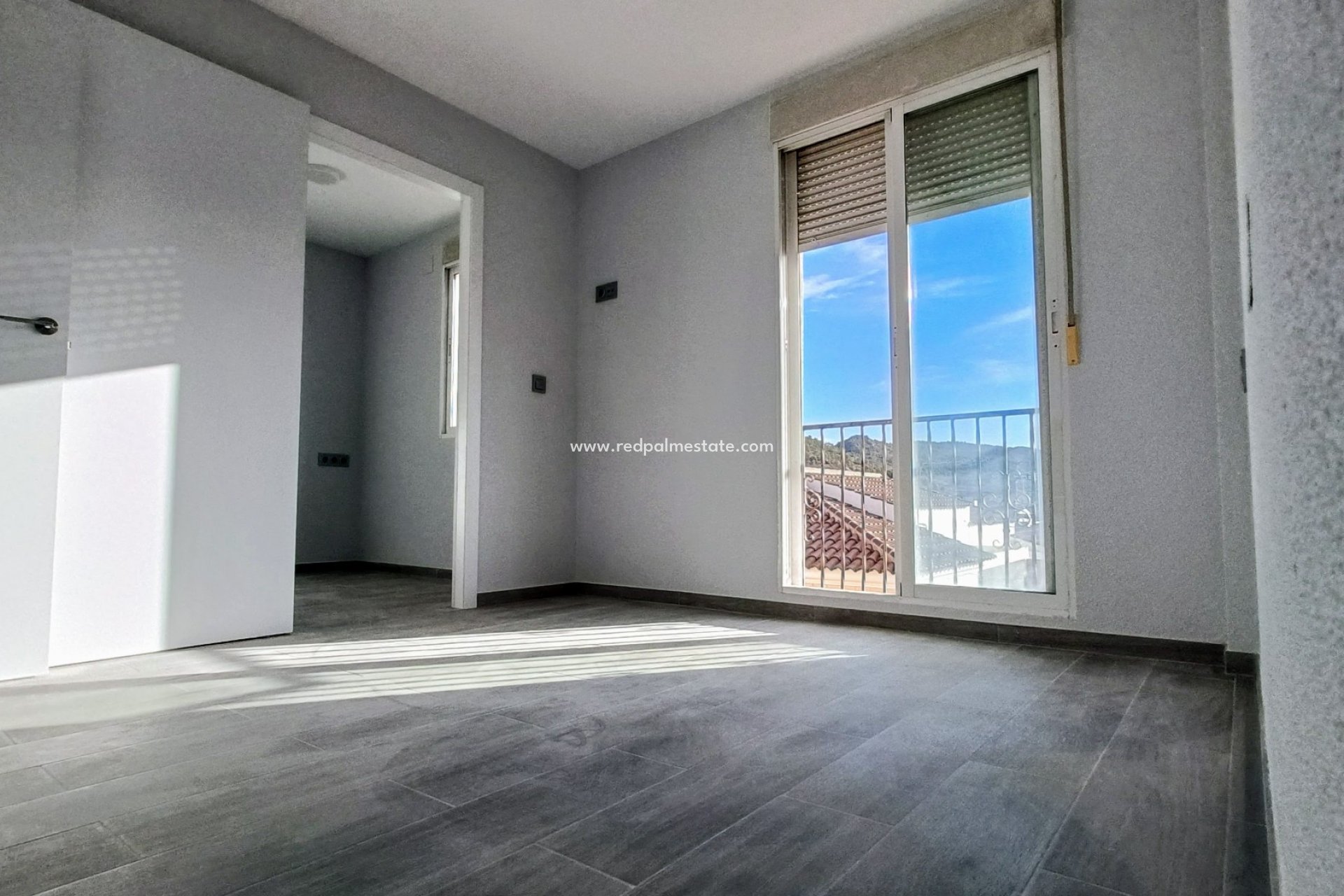 Reventa - Casa Adosada -
La Romana - Inland