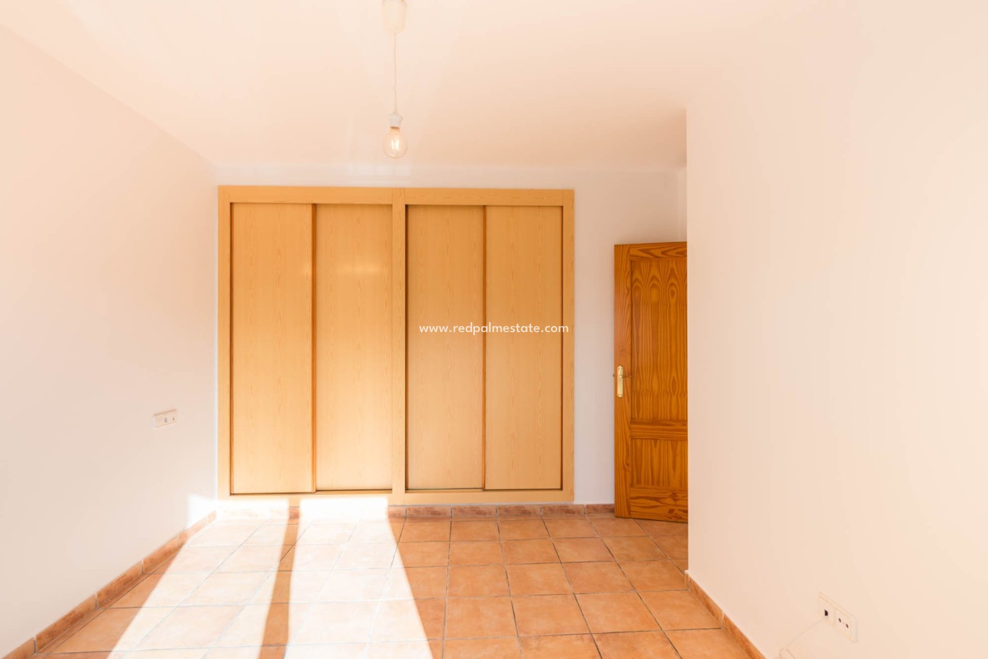 Reventa - Casa Adosada -
Los Alczares - Los Alcazares
