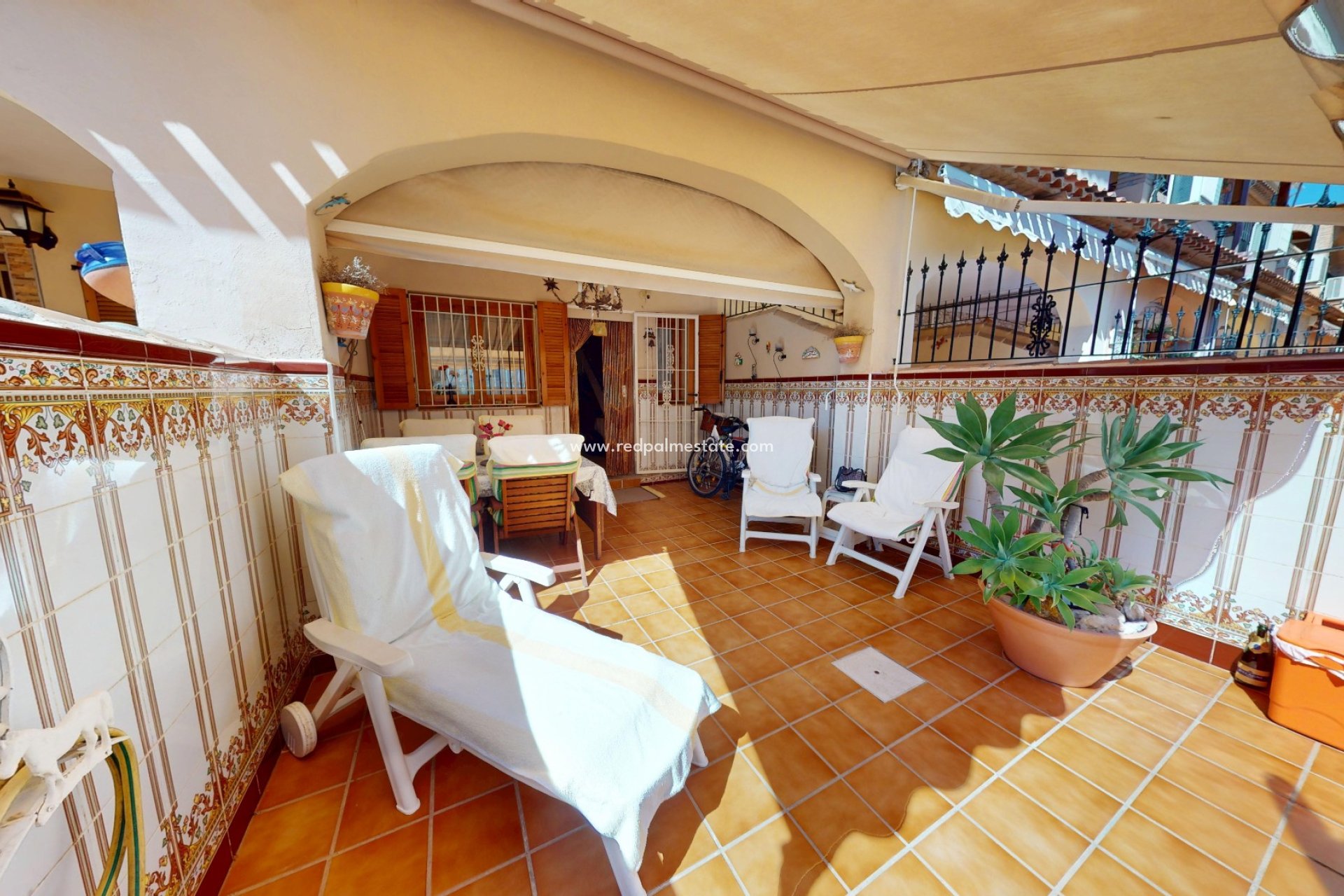 Reventa - Casa Adosada -
Los Alczares - Los Alcazares