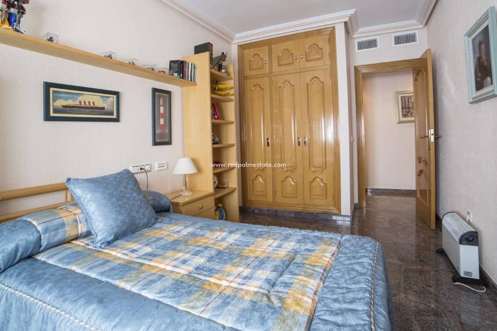 Reventa - Casa Adosada -
Los Alczares - Los Alcazares