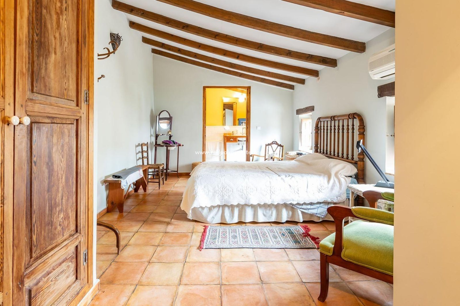 Reventa - Casa Adosada -
Los Martinez Del Puerto - Los Martínez Del Puerto