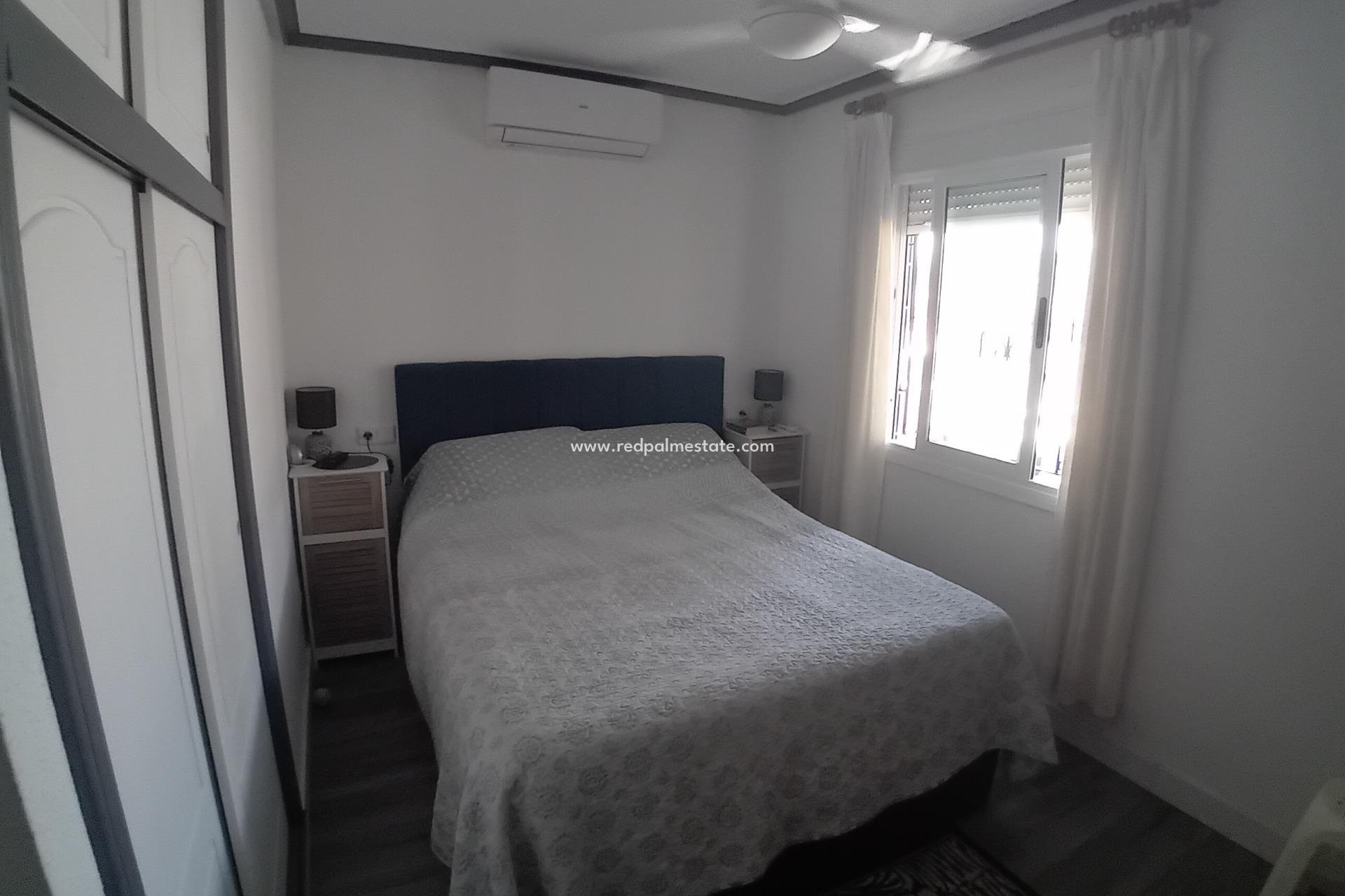 Reventa - Casa Adosada -
Mazarron - Camposol