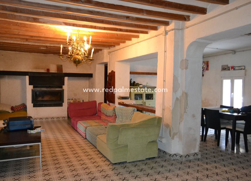 Reventa - Casa Adosada -
Monóvar/Monóver - Inland