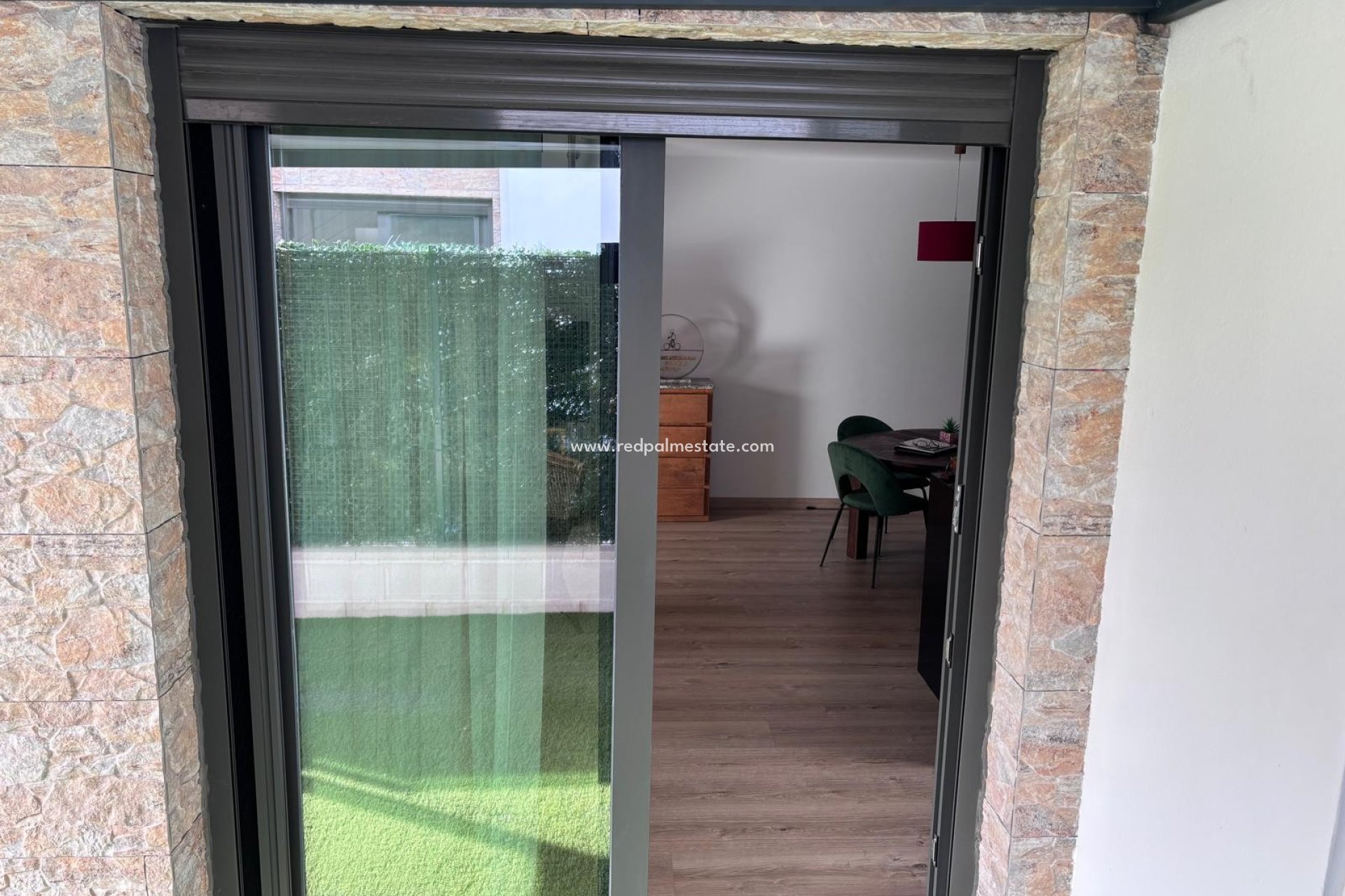 Reventa - Casa Adosada -
Montesinos - La Herada